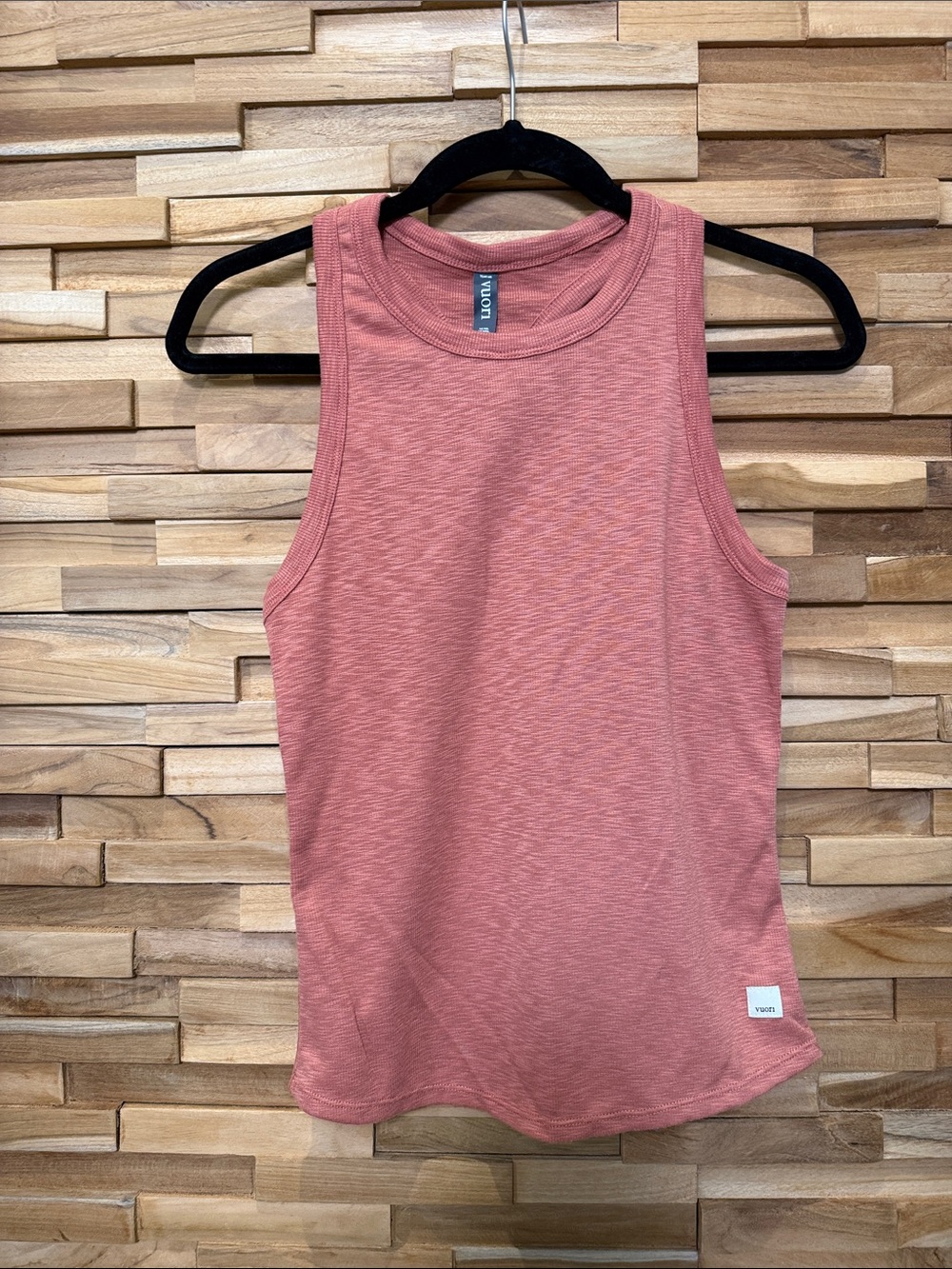 Vuori Dark Coral-Pink Ribbed Tank Top